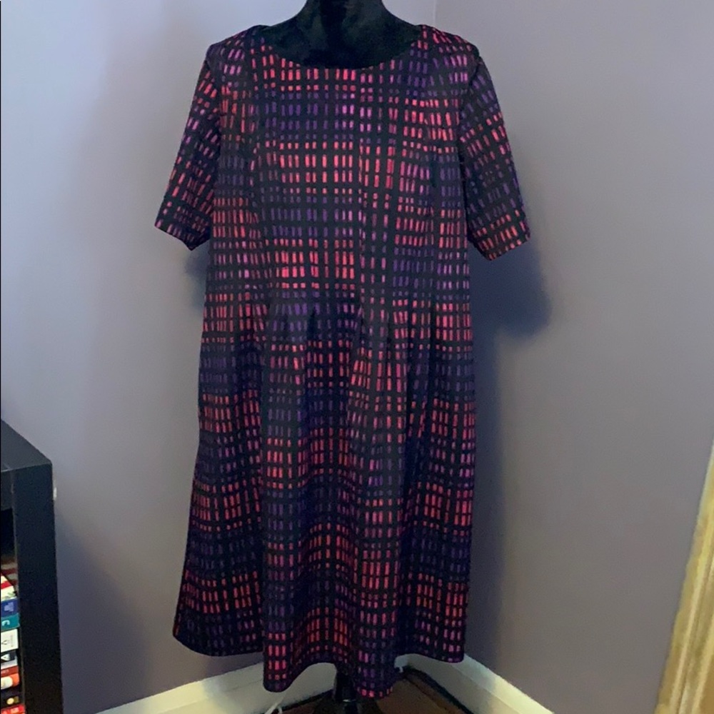 Cute and casual work dress